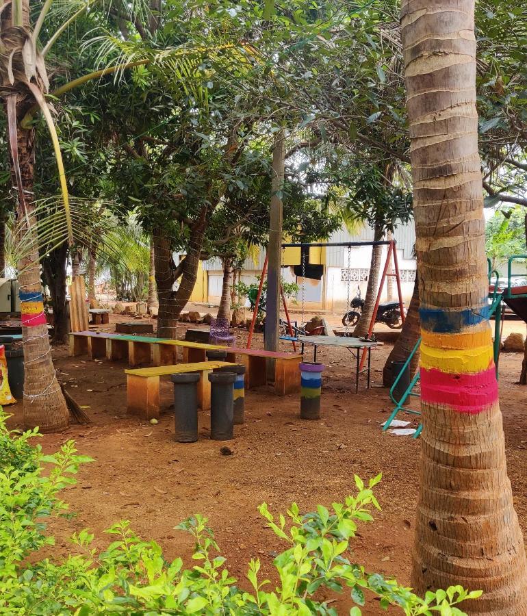 Woodpacker 2.0 Hostel Pondicherry Exterior foto