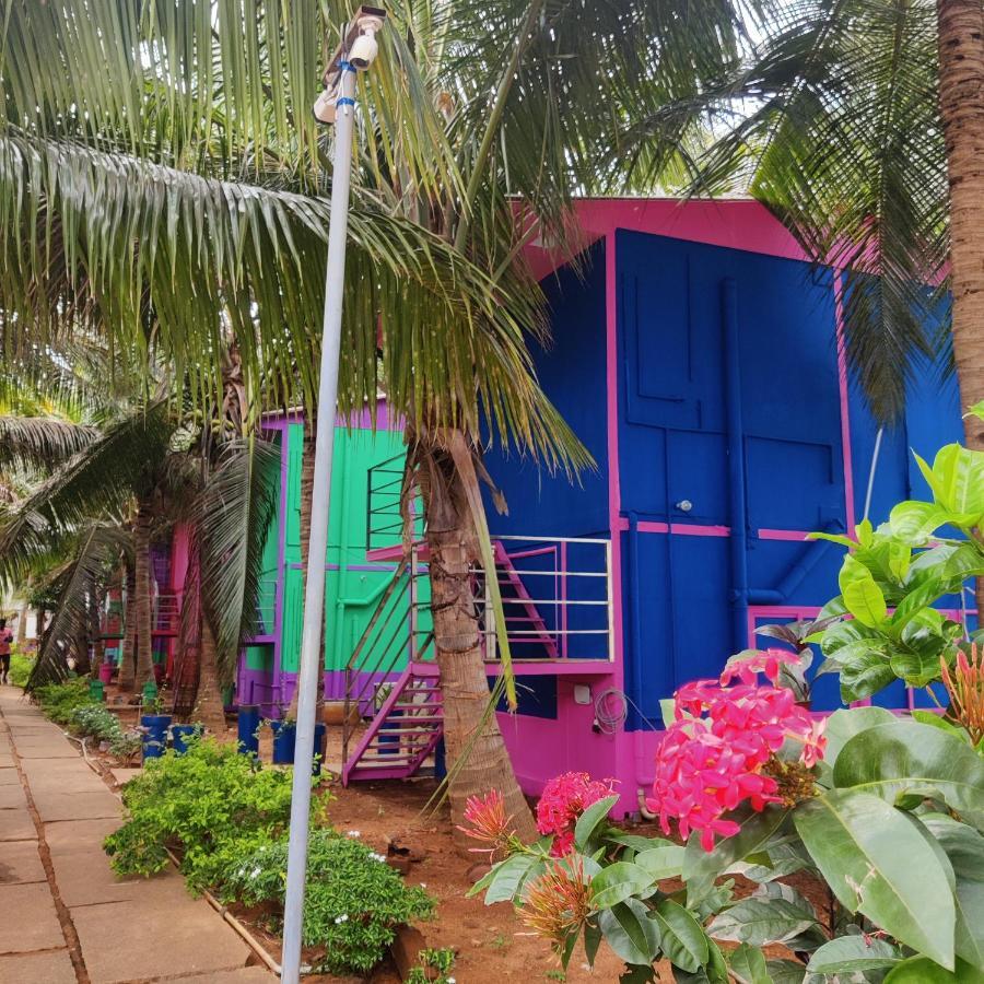 Woodpacker 2.0 Hostel Pondicherry Exterior foto