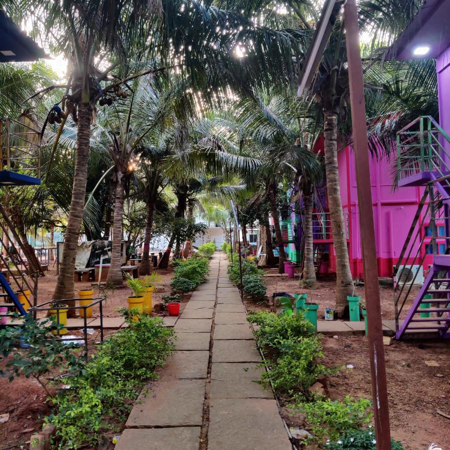 Woodpacker 2.0 Hostel Pondicherry Exterior foto